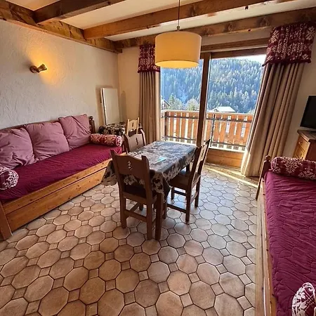 Lachat, Chez Francine